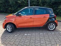 Gebraucht Smart ForFour Passion 71 PS (52 kW) 2015 Orange Kleinwagen
