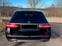 Gebraucht Mercedes E220 AMG 190 PS (139 kW) 2017 Schwarz Kombi