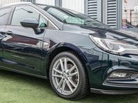 Gebraucht Opel Astra 160 PS (117 kW) 2018 Grün Kombi