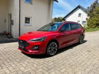 Gebraucht Ford Focus ST-Line X 155 PS (114 kW) 2025 Rot Limousine