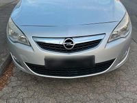 Gebraucht Opel Astra Sport 95 PS (69 kW) 2012 Silber Kombi