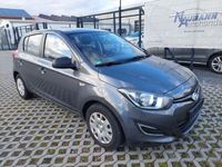 gebraucht Hyundai i20 1.2 FiFa/ 1-Hand/ Klima