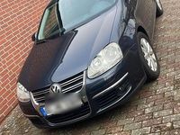 Gebraucht VW Jetta 140 PS (102 kW) 2010 Blau Limousine