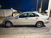 Gebraucht Mercedes C180 143 PS (105 kW) 2003 Grau Limousine