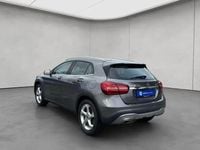 Gebraucht Mercedes GLA250 Urban 211 PS (155 kW) 2017 Grau SUV