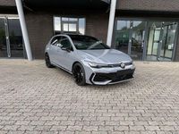 Neu VW Golf VIII Sportline 150 PS (110 kW) 2025 Grau Limousine