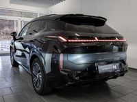 Neu Lynk & Co 08 349 PS (256 kW) 2026 Sparkling black SUV