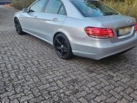Gebraucht Mercedes E300 231 PS (169 kW) 2014 Silber Limousine