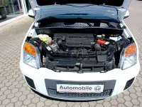 Gebraucht Ford Fusion Style 80 PS (58 kW) 2010 Weiß Kleinwagen