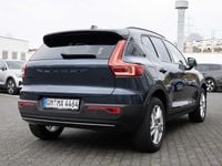 Neu Volvo XC40 Plus 163 PS (119 kW) 2025 Denim blue SUV