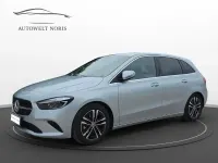 Gebraucht Mercedes B200 163 PS (119 kW) 2024 Silber Kleinwagen