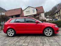 Gebraucht Audi A3 Attraction 125 PS (91 kW) 2010 Rot Kleinwagen