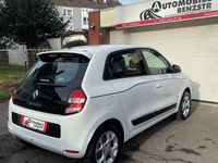 Gebraucht Renault Twingo Intens 90 PS (66 kW) 2016 Weiß Kleinwagen