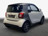 Gebraucht Smart ForTwo Electric Drive Passion 60 kW (82 PS) 2021 Weiß Coupé