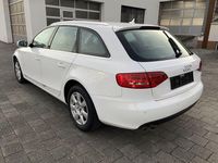 Gebraucht Audi A4 Ambiente 143 PS (105 kW) 2011 Weiß Kombi