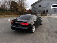 Gebraucht Audi A4 120 PS (88 kW) 2009 Schwarz Limousine