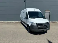 Gebraucht Mercedes Sprinter 170 PS (125 kW) 2025 Arktikweiß Van