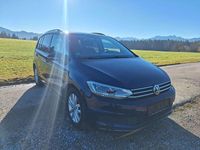 Gebraucht VW Touran Comfortline 150 PS (110 kW) 2017 Atlantic blue metallic Van / Kleinbus