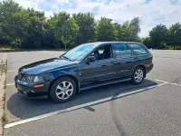 Gebraucht Volvo V40 122 PS (89 kW) 2003 Schwarz Kombi