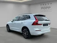 Gebraucht Volvo XC60 Core 197 PS (144 kW) 2023 Crystal white / metallic SUV