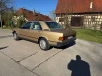 Gebraucht Mercedes 190 72 PS (52 kW) 1985 Gold Limousine