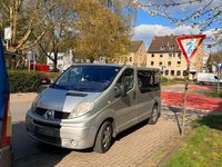 Gebraucht Renault Trafic 114 PS (83 kW) 2010 Silber Van / Kleinbus