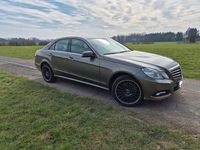 Gebraucht Mercedes E350 Avantgarde 272 PS (200 kW) 2010 Beige Limousine