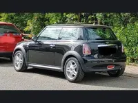 Begagnad Mini ONE 75 HK (55 kW) 2010 Svart Halvkombi
