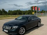 Gebraucht Mercedes E200 184 PS (135 kW) 2018 Blau Limousine