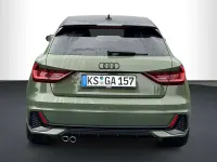 Gebraucht Audi A1 S-Line 207 PS (152 kW) 2025 Distriktgrün metallic SUV