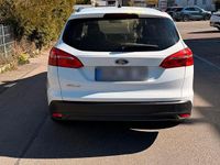 Usata Ford Focus Business Edition 120 CV (88 kW) 2015 Bianco Station wagon