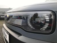 Neu Renault 4 E-Tech Komfort 110 kW (150 PS) 2025 Grau SUV