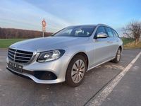 Gebraucht Mercedes E220 194 PS (142 kW) 2018 Silber Limousine