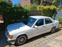 Gebraucht Mercedes 190 120 PS (88 kW) 1989 Weiß Limousine