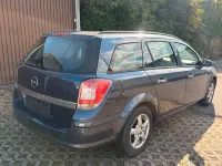 Gebraucht Opel Astra 105 PS (77 kW) 2008 Andere farben Kombi