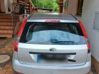 Gebraucht Ford Fiesta 70 PS (51 kW) 2002 Silber Kleinwagen