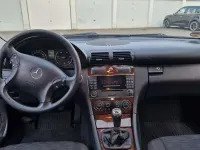 Gebraucht Mercedes 200 166 PS (122 kW) 2006 Gold