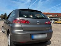 Gebraucht Seat Ibiza 64 PS (47 kW) 2004 Grau Kleinwagen