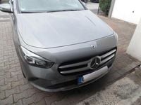 Gebraucht Mercedes B200 Progressive 163 PS (119 kW) 2020 Van / Kleinbus
