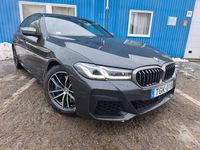 Gebraucht BMW M550 530 PS (389 kW) 2021 Grau Limousine