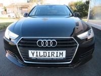 Gebraucht Audi A4 Basis 150 PS (110 kW) 2017 Schwarz Kombi