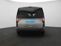 Gebraucht VW Caddy 102 PS (75 kW) 2024 Mojave beige metallic Van / Kleinbus