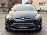 Gebraucht Ford Fiesta Trend 60 PS (44 kW) 2011 Schwarz Kleinwagen
