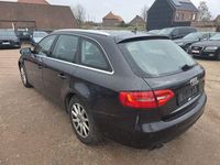 Gebraucht Audi A4 Attraction 136 PS (100 kW) 2013 Grau Kombi