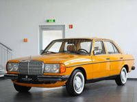 Gebraucht Mercedes 230 109 PS (80 kW) 1980 Orange Limousine