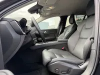 Gebraucht Volvo V60 Plus 197 PS (144 kW) 2025 Schwarz Kombi