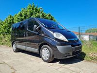 Używany Opel Vivaro 114 KM (83 kW) 2008 Czarny Minivan