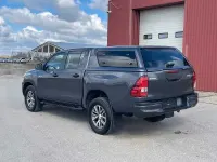 Gebraucht Toyota HiLux 150 PS (110 kW) 2021 Grau Pickup