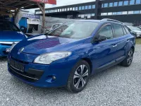 Gebraucht Renault Mégane GrandTour Expression 131 PS (96 kW) 2012 Blau Kombi