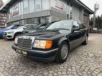 Gebraucht Mercedes 230 132 PS (97 kW) 1990 Schwarz Limousine